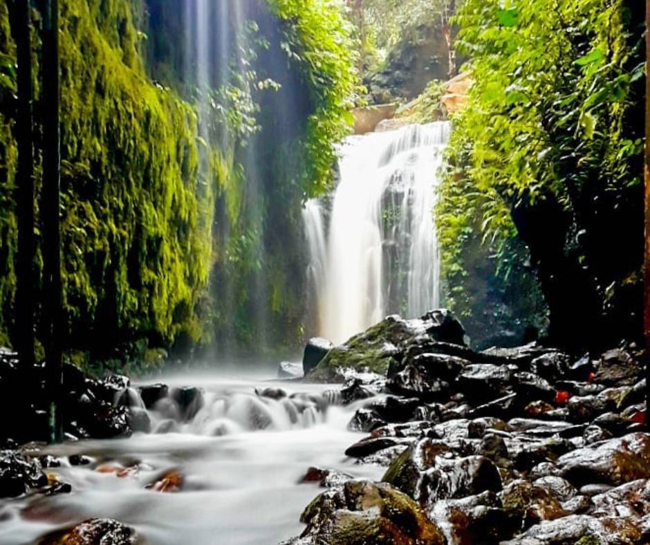 Air Terjun Batu Janggot